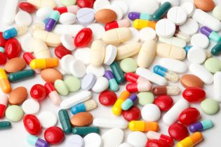 Czy apteka może wydawać leki recepturowe na zapotrzebowanie podmiotu leczniczego